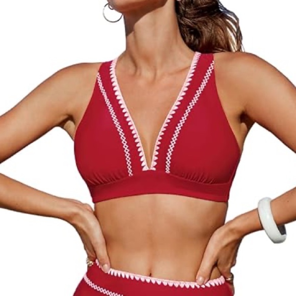 NWT Cupshe Red Embroidered Bikini Top Large